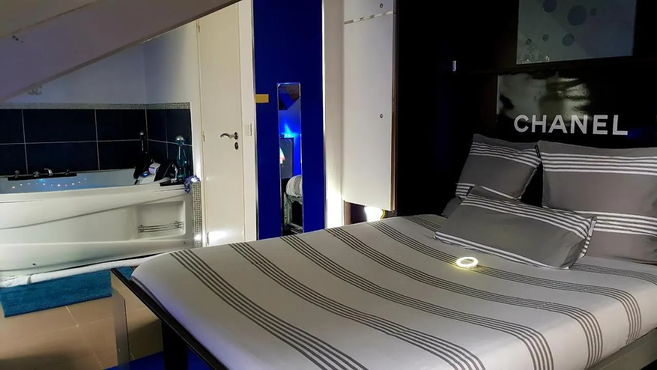 Appartement Cannes Toit Et Moi France